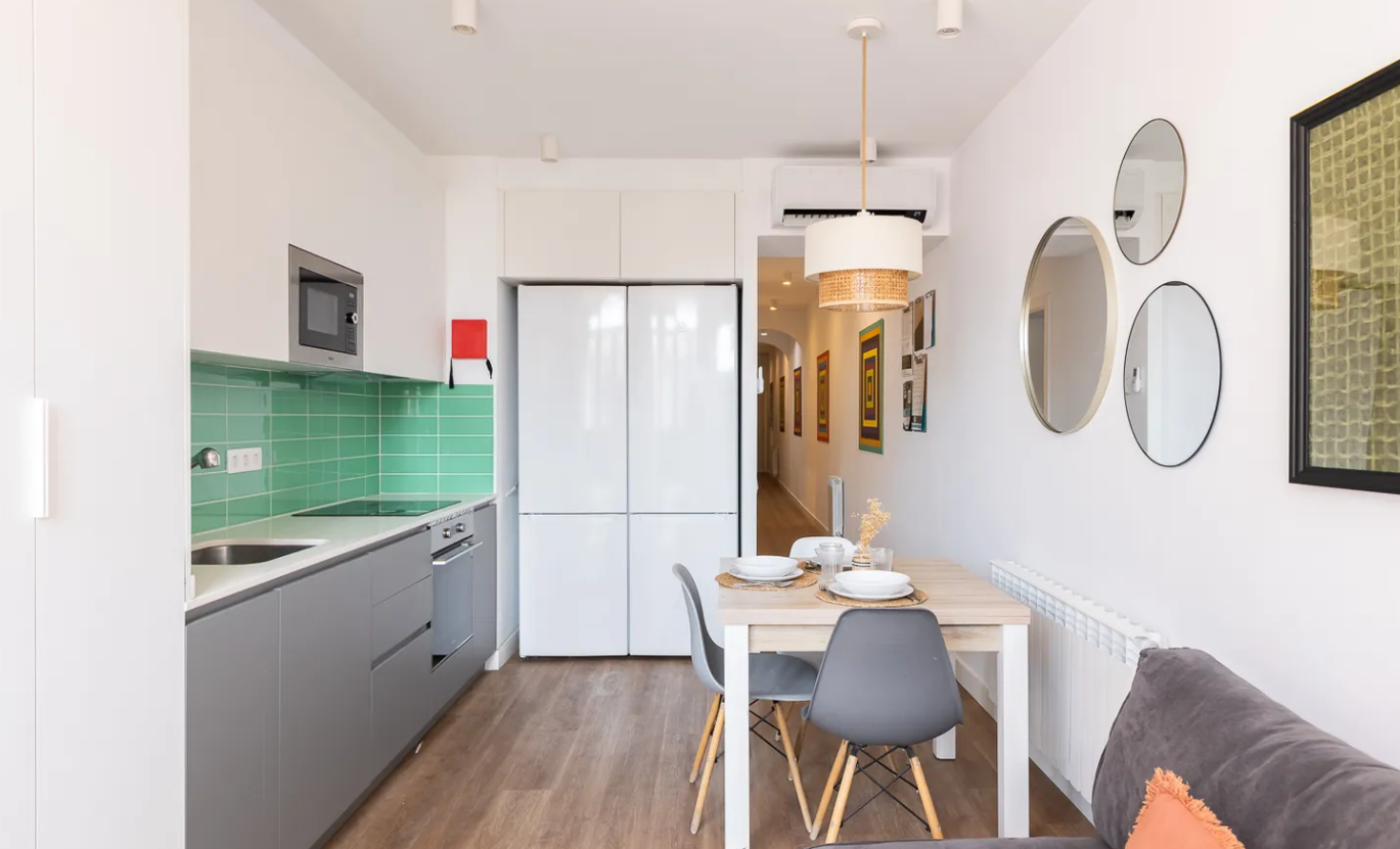 barcelona_apartment kitchen 1
